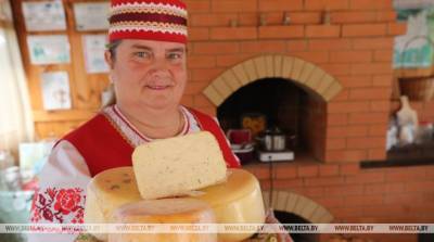 РЕПОРТАЖ: Как в Славгородском районе возрождают традиции сыроварения
