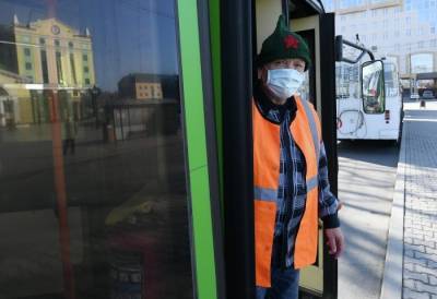 Ношение маски в транспорте станет обязательным в Липецкой области с 30 сентября