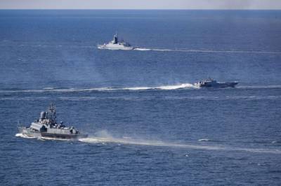 Боевой корабль РФ после столкновения с судном вышел из акватории Дании