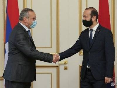 Спикеры парламентов Армении и Арцаха обсудили сотрудничество