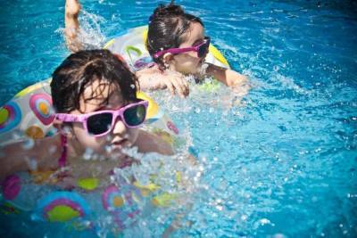 Суд закрыл бассейн в Купчино, где дети отравили хлором