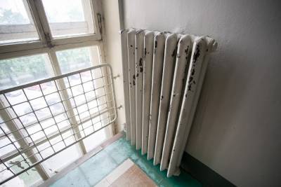 Потапов обратился в прокуратуру из-за того, что в школах и ковидном госпитале нет тепла