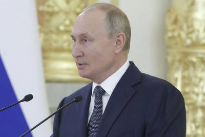Путин посоветовал губернаторам не обижаться на критику со стороны граждан