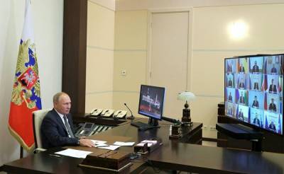 Встреча Путина с главами субъектов: губернаторы полтора часа говорили президенту «спасибо»
