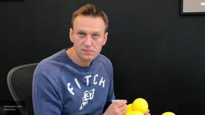 Навальный не может продать свою квартиру из-за многомиллионного долга
