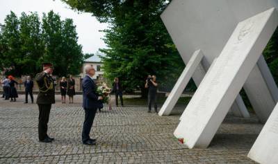Две стороны истории: как Прибалтика вспоминает жертв Холокоста