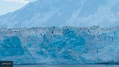 Обломки столкнувшегося с ледником самолета в Исландии оттаяли спустя 76 лет