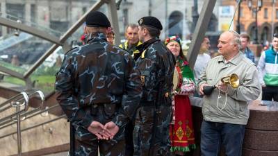 Политолог Светов выступил против травли белорусских силовиков