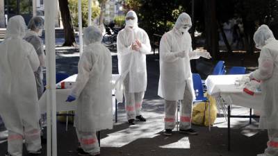 Франция бьет рекорды по числу заразившихся коронавирусом