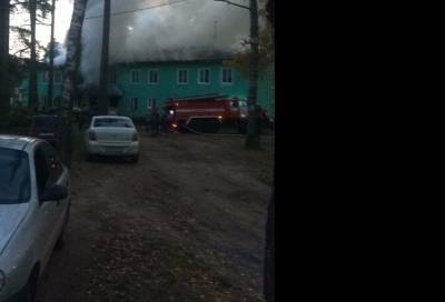 Страшный пожар оставил 14 семей в Тихвинском районе без крова над головой