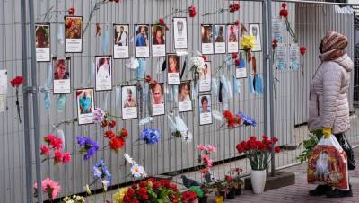 В Петербурге сохранят стену памяти погибшим от COVID-19 медикам
