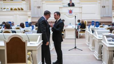 ЗакС Петербурга стремится к контролю над границами избирательных округов