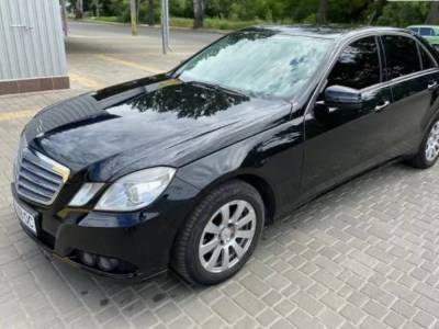 В Украине продают Mercedes, которому «скрутили» огромный пробег