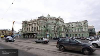 Выход из метро не будут строить на Театральной площади в Петербурге