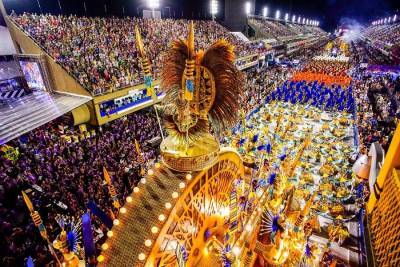 В Бразилии из-за пандемии отменили всемирно известный карнавал Рио-де-Жанейро