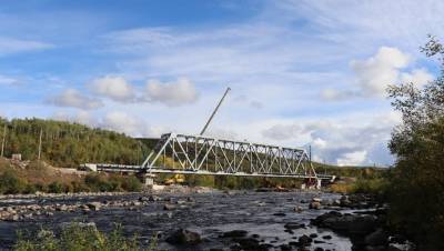 Новый мост вместо рухнувшего под Мурманском откроют в сентябре