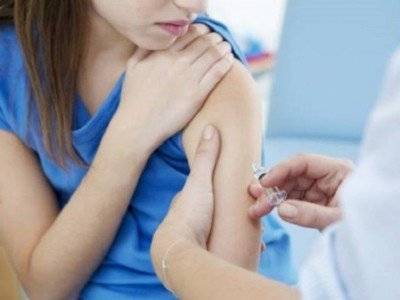 Власти РФ рассматривают возможность ускорения вакцинации граждан от коронавируса