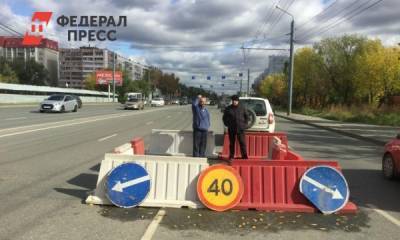 На просевшей дороге в Челябинске ограничили движение