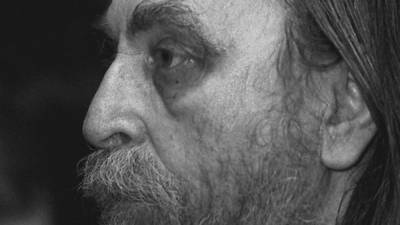 Умер поэт и исследователь литературы Владимир Эрль