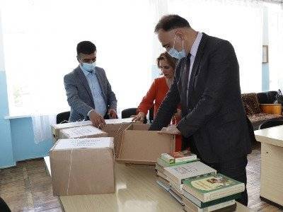 Произведения русских авторов пополнили фонд региональных библиотек Армении
