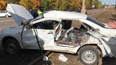 В Нижнекамске в ДТП с грузовиком погибла 23-летняя женщина и ее 3-летний сын