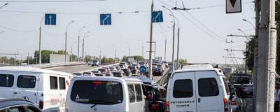 Новосибирск сковали традиционные пятничные пробки
