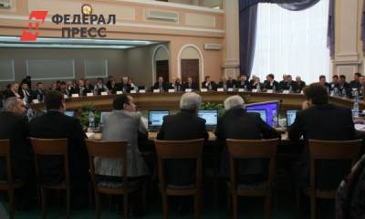 Лидер новосибирских «Зеленых» оскорбил коммунистов на первой сессии горсовета