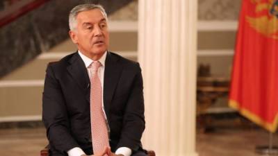 Президент Черногории обвинил в своем поражении Церковь, Сербию и Россию