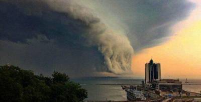 Новый циклон несется в Одессу, погода резко изменится: "дождь, шквальный ветер и..."