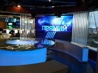Нападение на выставку картин Порошенко: суд обязал возбудить уголовное дело против следователей ГБР