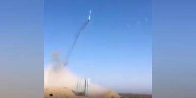 Падение ракеты С-400 рядом с российскими военными засняли на видео