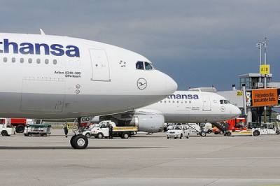 Lufthansa сократит более 1000 пилотов - СМИ