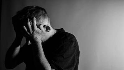 Топ-5 симптомов депрессии: как отличить ее от обычной осенней хандры