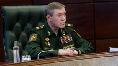 Генштаб ВС РФ сообщил о наращивании активности НАТО у границ России