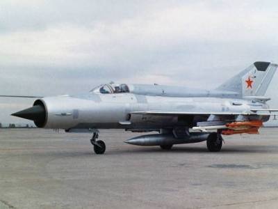 Последний советский истребитель МиГ-21 разбился в Сербии