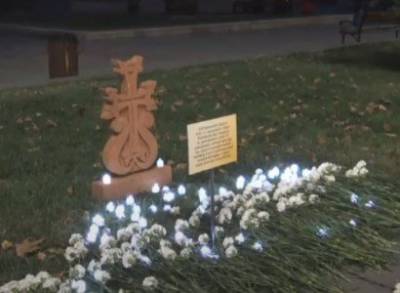 В Ереване проводится акция в память о жертвах коронавируса