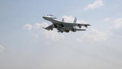 Су-27 поднялся на перехват бомбардировщиков США над Балтийским морем