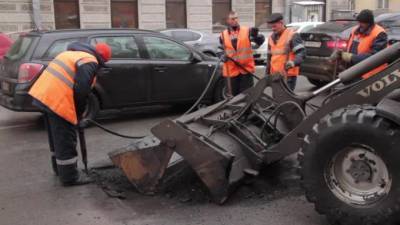 Петербург станет частью нацпроекта "Безопасные и качественные автомобильные дороги"