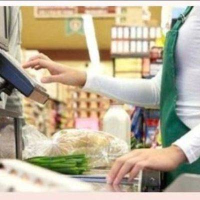 Супермаркеты в Великобритании начали вводить ограничения на покупку ряда товаров