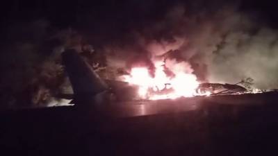 Более 20 человек погибли в результате крушения самолёта Ан-26 под Харьковом