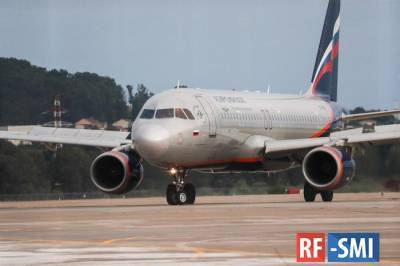 Российские авиакомпании с 1 октября возобновят полеты в Прагу
