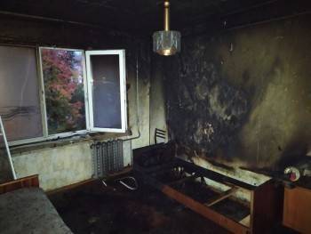 В Череповце дедушка задохнулся от пожара в квартире