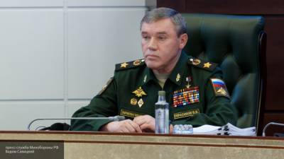 Генерал Герасимов: Россия реагирует на полеты НАТО у границ государства