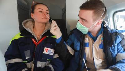 В Петербурге число тестов на коронавирус сократилось до 26 тыс.
