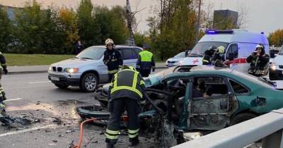 Один погиб: в Москве произошло ДТП с тремя машинами