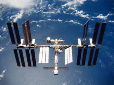 Экипаж МКС изолировался на российском сегменте станции для поиска утечки воздуха