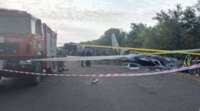 Спасатели нашли тела всех жертв катастрофы самолета под Харьковом