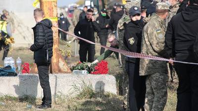 Лукашенко выразил соболезнования близким погибших в авиакатастрофе Ан-26