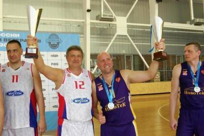 Севастопольцы победили на Первенстве РФ по баскетболу среди ветеранов