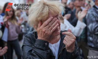 На женском митинге в центре Минска начались задержания